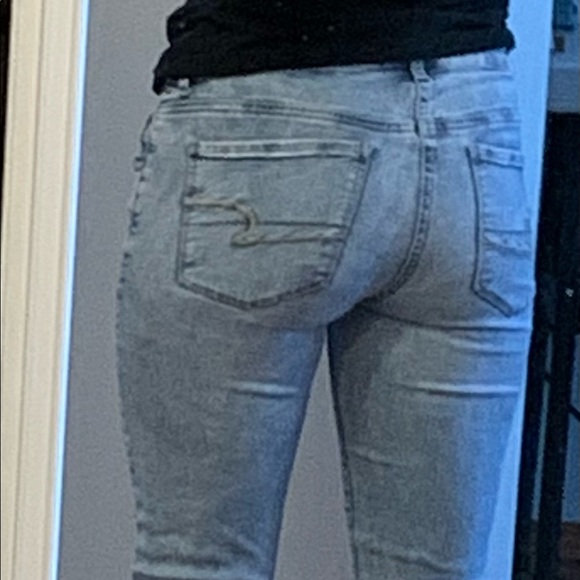 American Eagle Skinny Jeans - Picture 3 of 4